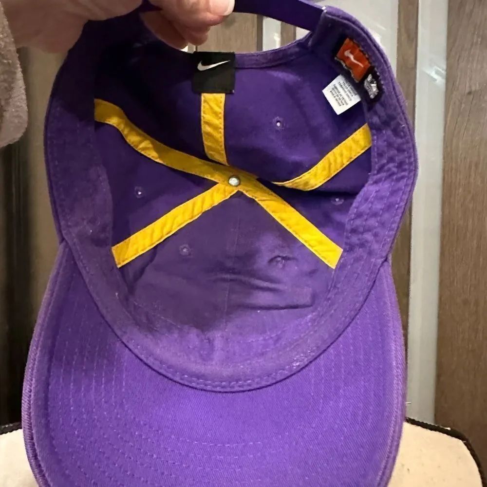 Nike LSU Hat - Picture 4 of 4